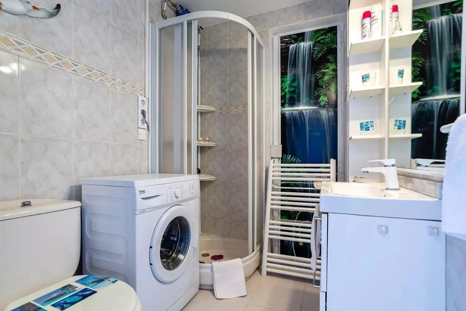 Sehr Schoene Wohnung In Strandnaehe, Ideal Gelegen S'Agaro